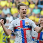 تين هاج لا يستسلم .. الهولندي يدعو مان يونايتد لضم دي يونج في يناير